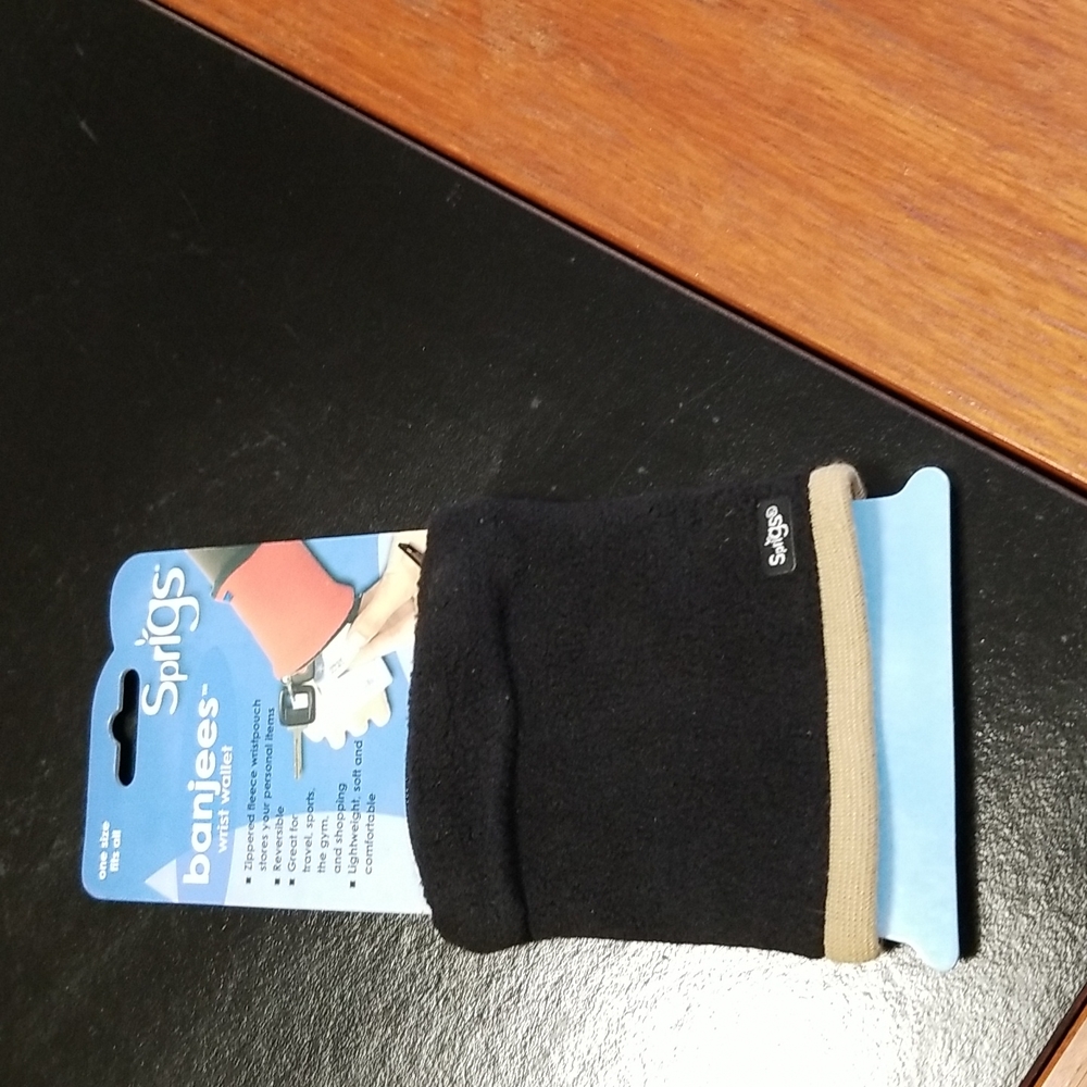 Sprigs banjees Wrist Wallet